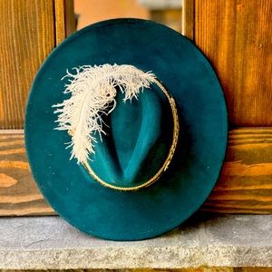 Follow this arrow BoHo hat